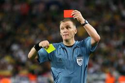 premier League yellow cards referee