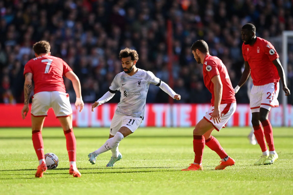 Mohamed Salah marked by 3 Nottingham Forest layers - Weekend Picks - Anytime Goalscorers