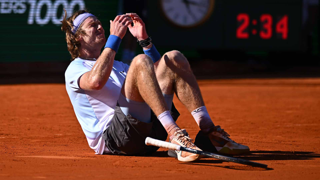 Andrey Rublev Wins His First Masters 1000 In Monte Carlo.