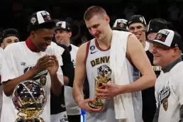 Nikola Jokic leads Denver Nuggets pst Lakers in NBA Playoffs