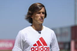 Real Madrid Set To Sign €50m Álvaro Carreras